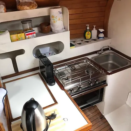 Boat, Sleep & Tour Ehoa * Bari